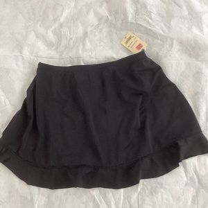 Black swim skirt